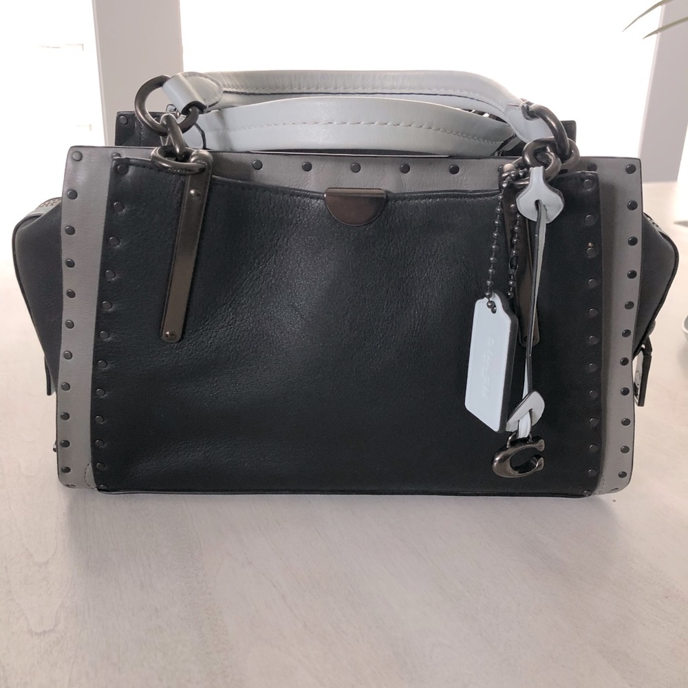 Coach Dreamer 36 with rivets